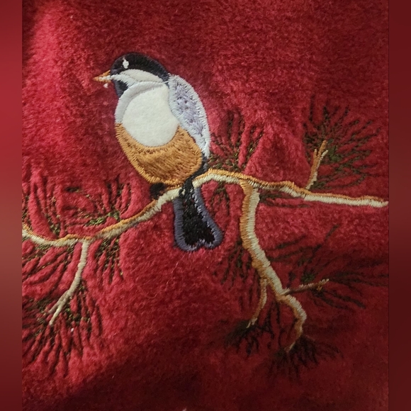 Baxter and Wells Red Winter Embroidered Fleece Vest Size L - Picture 6 of 8